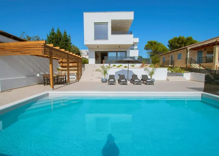 Villa Pergosa Mit Meerblick In Medulin,istrien *